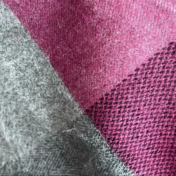 New Multicolor Chelsey Scarf  100% Viscose - Picture 11 of 14